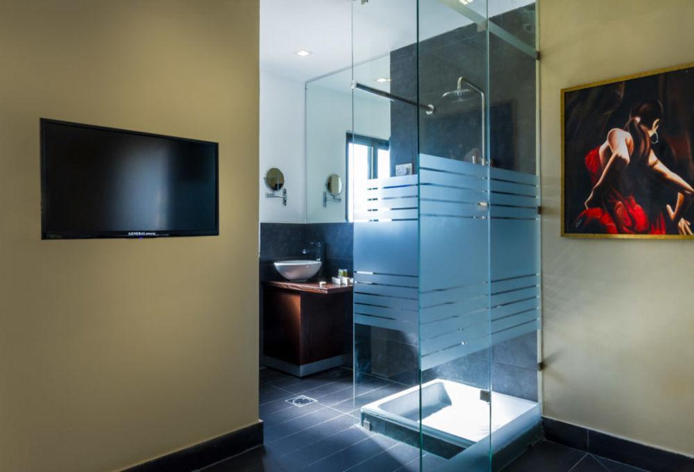 Nadine Hotel Suites Amman Exterior photo